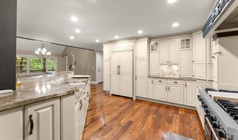 802 Old Mill Trl, Ball Ground, GA 30107