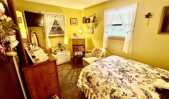 106 Burnshaw Ln, Albrightsville, PA 18210