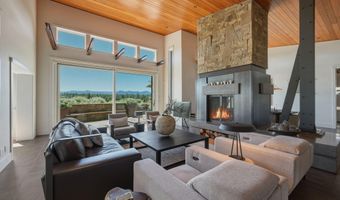62608 Sparrow Hawk Cir, Bend, OR 97703