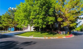 1008 Meadowleah St, Las Vegas, NV 89145