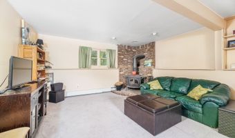 31 Lounsberry Hollow Rd, Alloway, NJ 07461