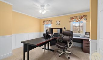 2911 E MacDonald Dr, Billings, MT 59102