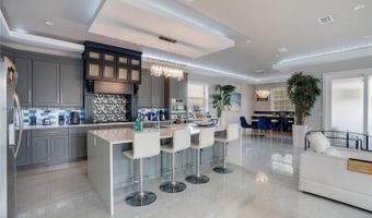 555 Peachtree Rd, Orlando, FL 32804