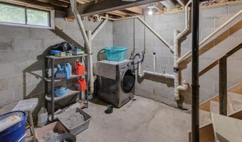 28 Miles Rd, Benton, NH 03785