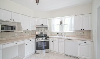 158 WYOMING Ave, Audubon, NJ 08106