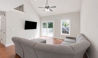 15 Curtis Cir 15, Avon, MA 02322