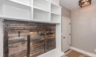 23 Loon Ln, Ann Arbor, MI 48103