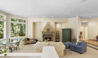 61841 E SALMON St, Brightwood, OR 97011