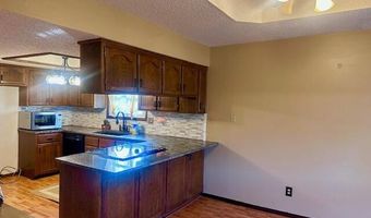 225 N Pringle Ave, Ash Grove, MO 65604