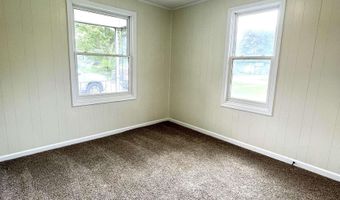 504 S Maple St, Bicknell, IN 47512