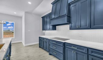 140 Rolling Hills Blvd, Alvord, TX 76225
