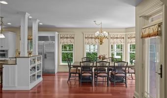 74 Bayberry Rd, Narragansett, RI 02882