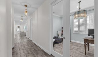 322 WINTERSIDE Dr, Apollo Beach, FL 33572