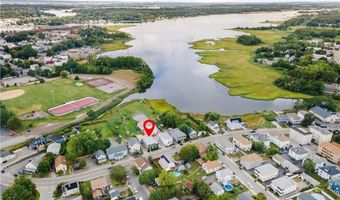 200 Market St, Warren, RI 02885