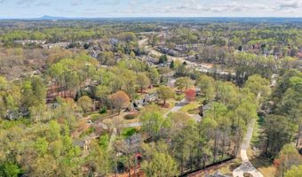 7130 Surrey Pt, Alpharetta, GA 30009