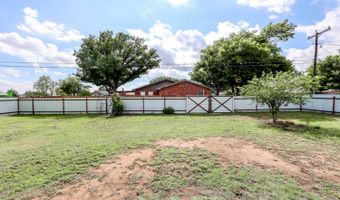 209 D Ave, Abernathy, TX 79311