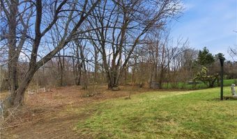 63 Indian Rd, East Providence, RI 02915