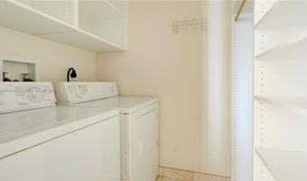 3370 Hidden Bay Dr 909, Aventura, FL 33180