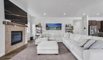 784 Grey Hawk Dr, Fernley, NV 89408