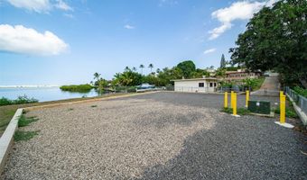 44-646 Kaneohe Bay Dr, Kaneohe, HI 96744
