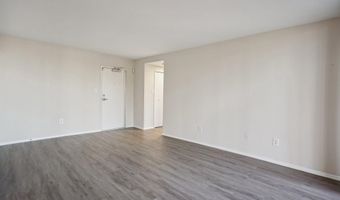 8 S VAN DORN St 103, Alexandria, VA 22304