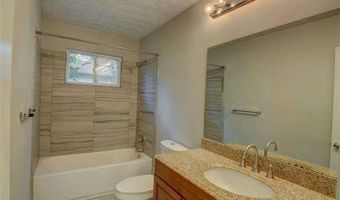 639 Lakeshore Dr, Berkeley Lake, GA 30096