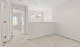 16 Edward Cir, Bedford, NH 03110