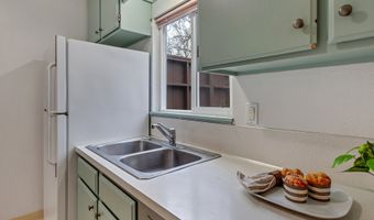 17822 NW LAKEWAY Ct, Beaverton, OR 97006