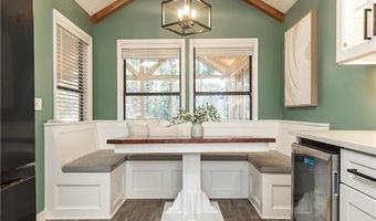 806 Moonlit Ln NW, Acworth, GA 30102