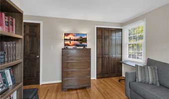56 LaBelle Ter, Amherst, NY 14228