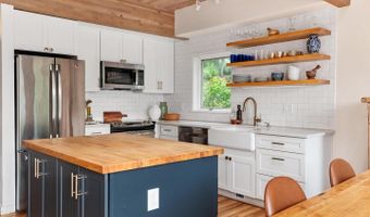 1755 Robinhood Rd, Annapolis, MD 21401