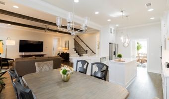 5910 SW Dryden Rd, Bentonville, AR 72713