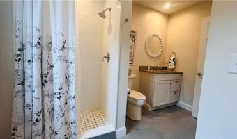 115 Wellington Ave 1, Newport, RI 02840