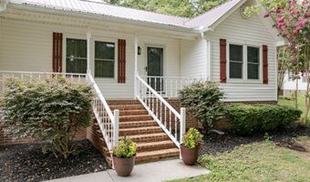 715 Carmen Dr, Athens, TN 37303