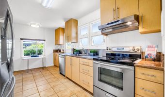 5701 Haleola St, Honolulu, HI 96821