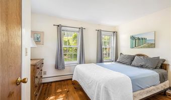 557 Center Rd, Block Island, RI 02807