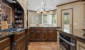 579 Chateau Bnd, Ardmore, OK 73401