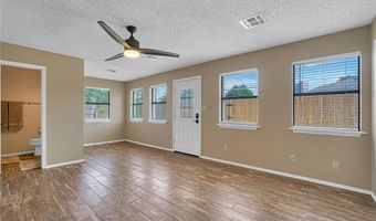 404 Comanche Trl, Altus, OK 73521