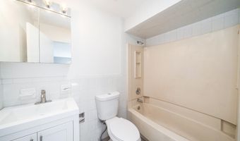 43 W 9TH St 9, Bayonne, NJ 07002