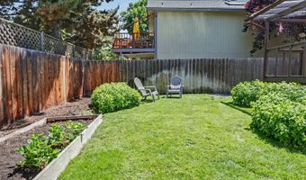 1423 E Main St, Ashland, OR 97520