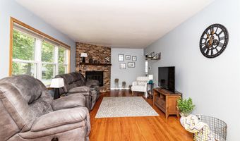 1621 Carroll Ave, Ames, IA 50010