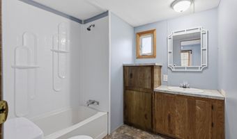 30120 N 1st St, Athol, ID 83801
