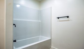 1565 Ales Rd, Batesville, MS 38606