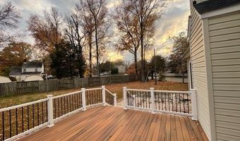 2907 DUMAS St, Alexandria, VA 22306