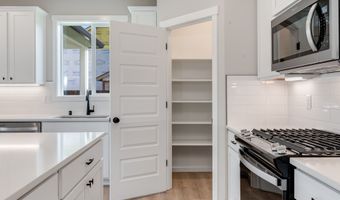 653 NW 29TH St, Battle Ground, WA 98604