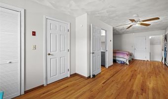 569 Smithfield Rd 24, North Providence, RI 02904