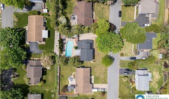 814 S Hays St, Allentown, PA 18103