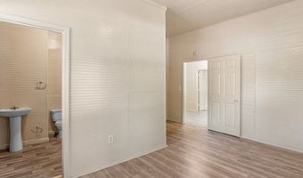 245 Atlanta St, Barnesville, GA 30204