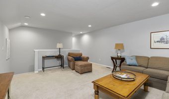 402 Henstride Ct, Ann Arbor, MI 48108