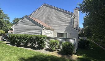 52 Deer Run 52, Bethel, CT 06801